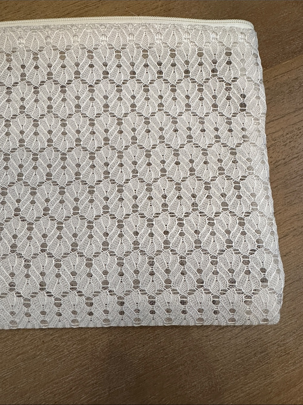Vintage Lace Zip Pouch Clutch - Cream - Picture 14 of 16